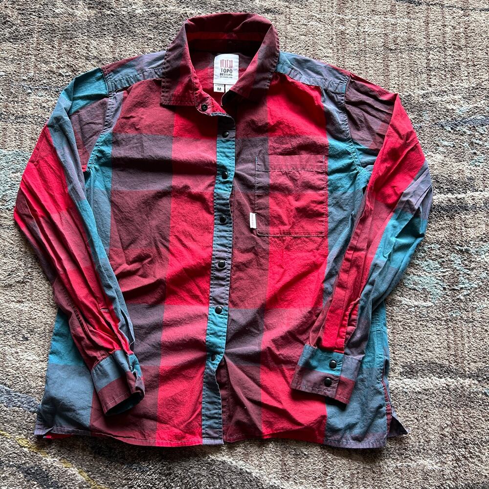Women's Topo Designs Colorado Red Black Snap Flannel Long Sleeve Shirt Sz Medium